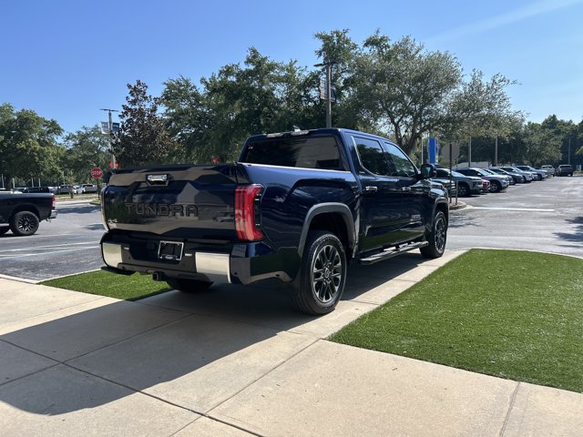 Used 2024 Toyota Tundra Limited AWD/4WD image 7