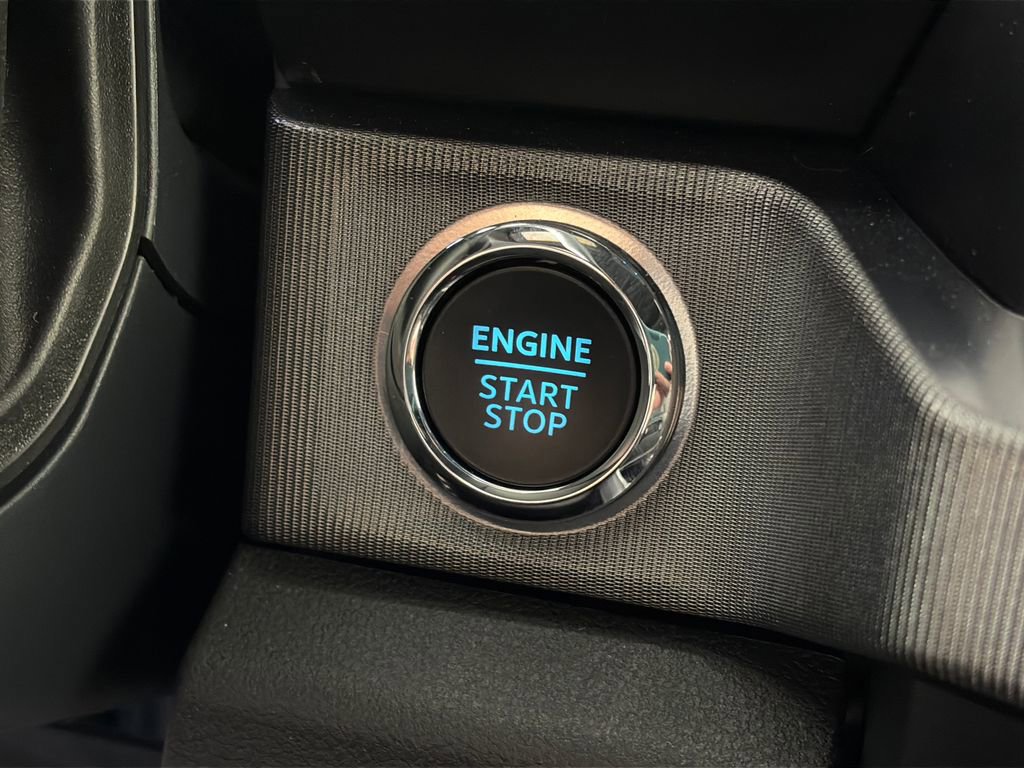 Certified 2025 Ford F350 Platinum AWD/4WD image 24