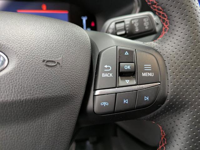 Certified 2025 Ford Escape ST-Line w/ Cold Weather Package image 17