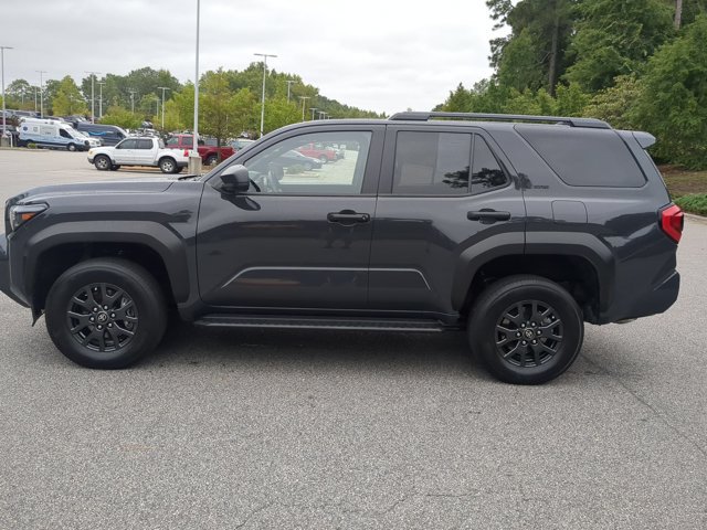 Used 2025 Toyota 4Runner SR5 AWD/4WD image 7