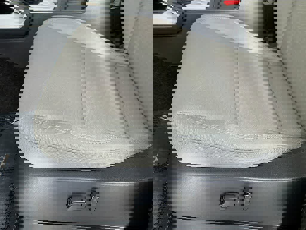 Used 2022 Nissan Frontier SV image 28