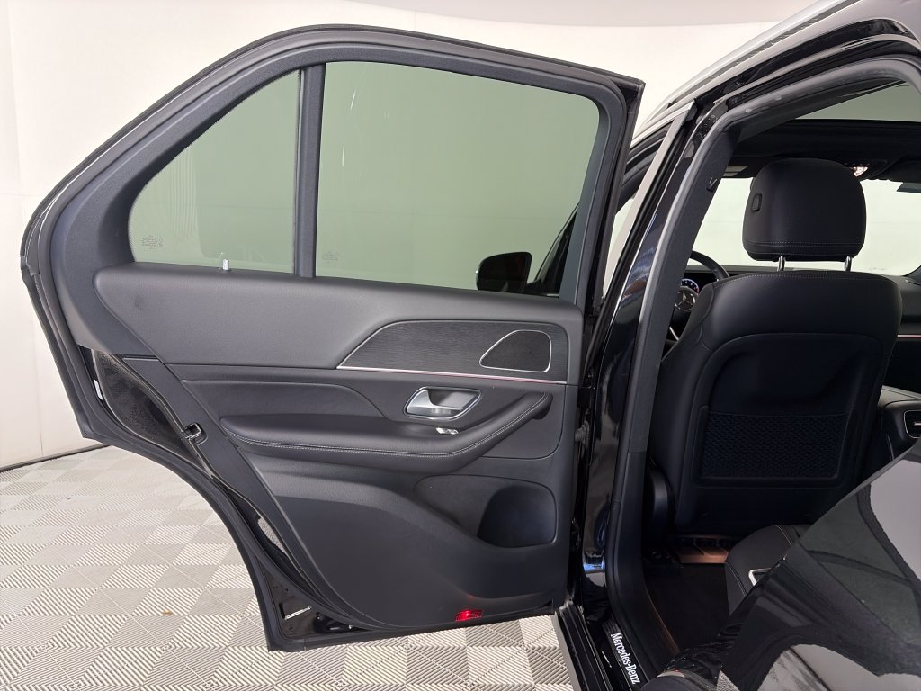 Used 2025 Mercedes-Benz GLE 350 4MATIC image 12
