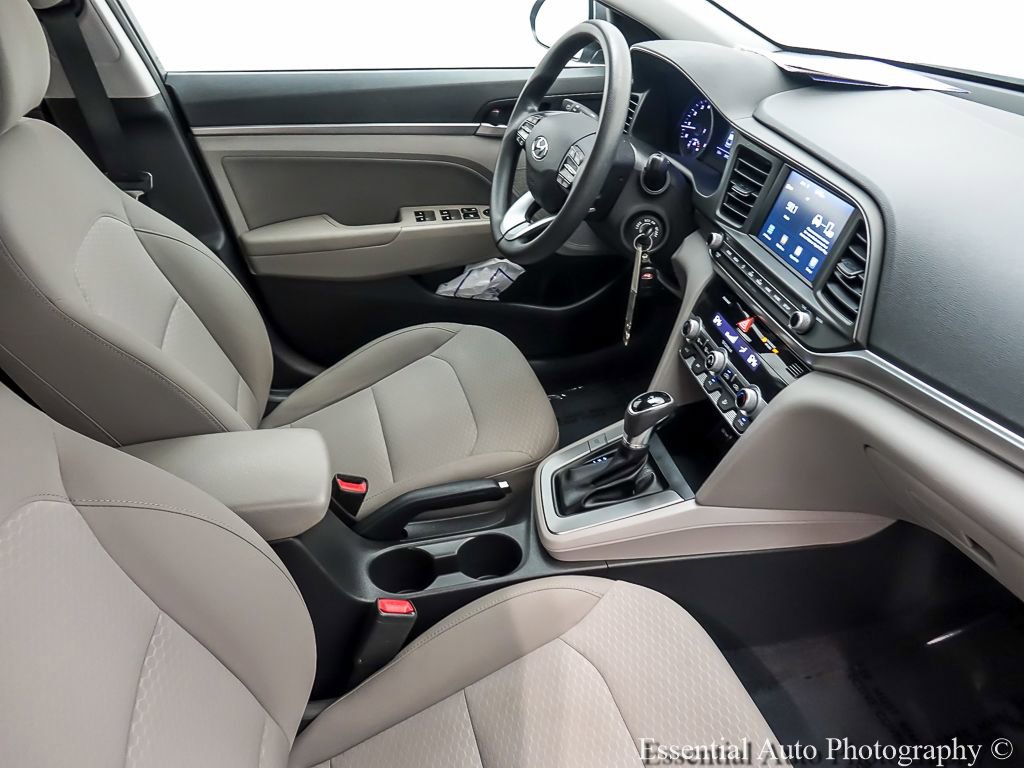 Used 2020 Hyundai Elantra SEL FWD image 24