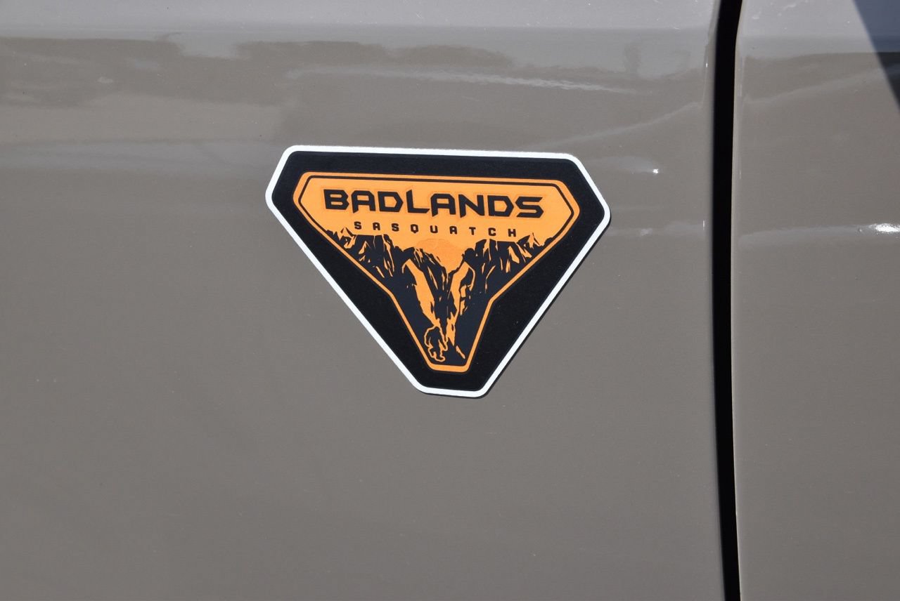 Certified 2025 Ford Bronco Badlands AWD/4WD image 10