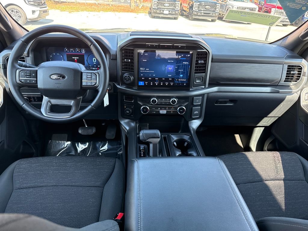 Certified 2024 Ford F150 XLT w/ XLT Black Appearance Package AWD/4WD image 6