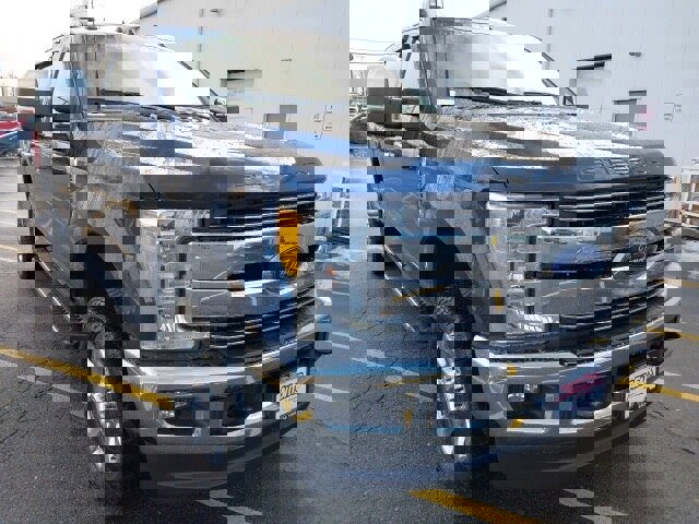 Certified 2017 Ford F250 Lariat w/ Chrome Package image 8