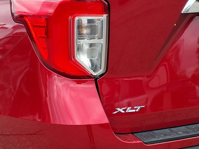 Certified 2023 Ford Explorer XLT w/ Equipment Group 202A AWD/4WD image 26