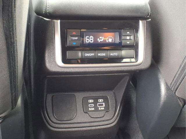 Used 2023 Subaru Ascent Premium w/ Convenience Package AWD/4WD image 21