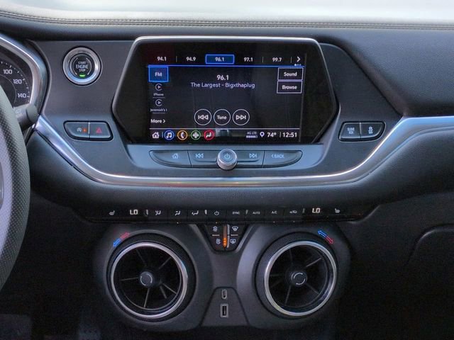 Used 2022 Chevrolet Blazer LT image 17
