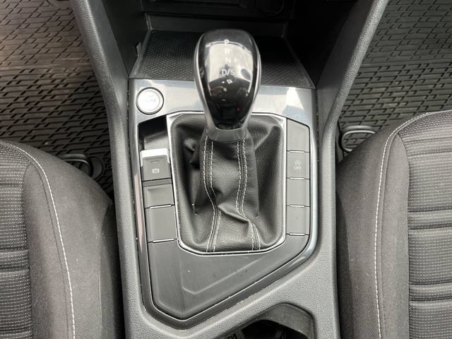Used 2023 Volkswagen Tiguan S FWD image 38