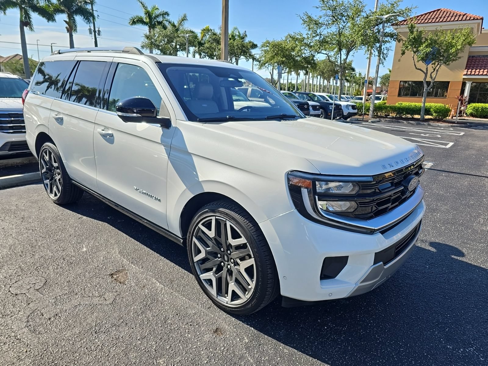 Certified 2025 Ford Expedition Platinum w/ Platinum Ultimate Package