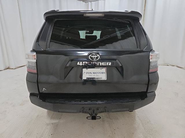 Used 2021 Toyota 4Runner SR5 AWD/4WD image 25
