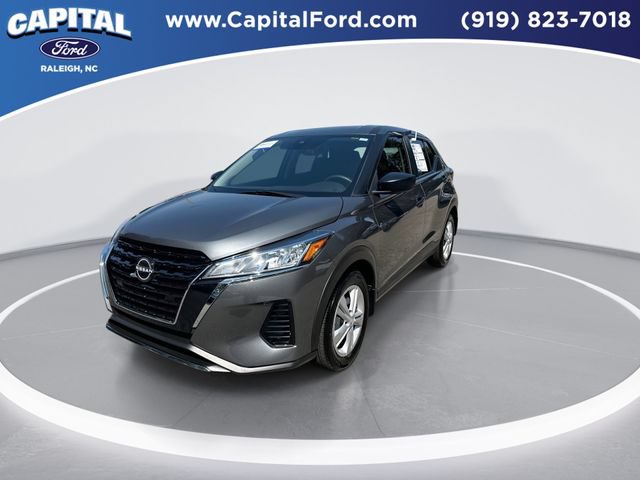 Used 2025 Nissan Kicks Play S FWD image 4