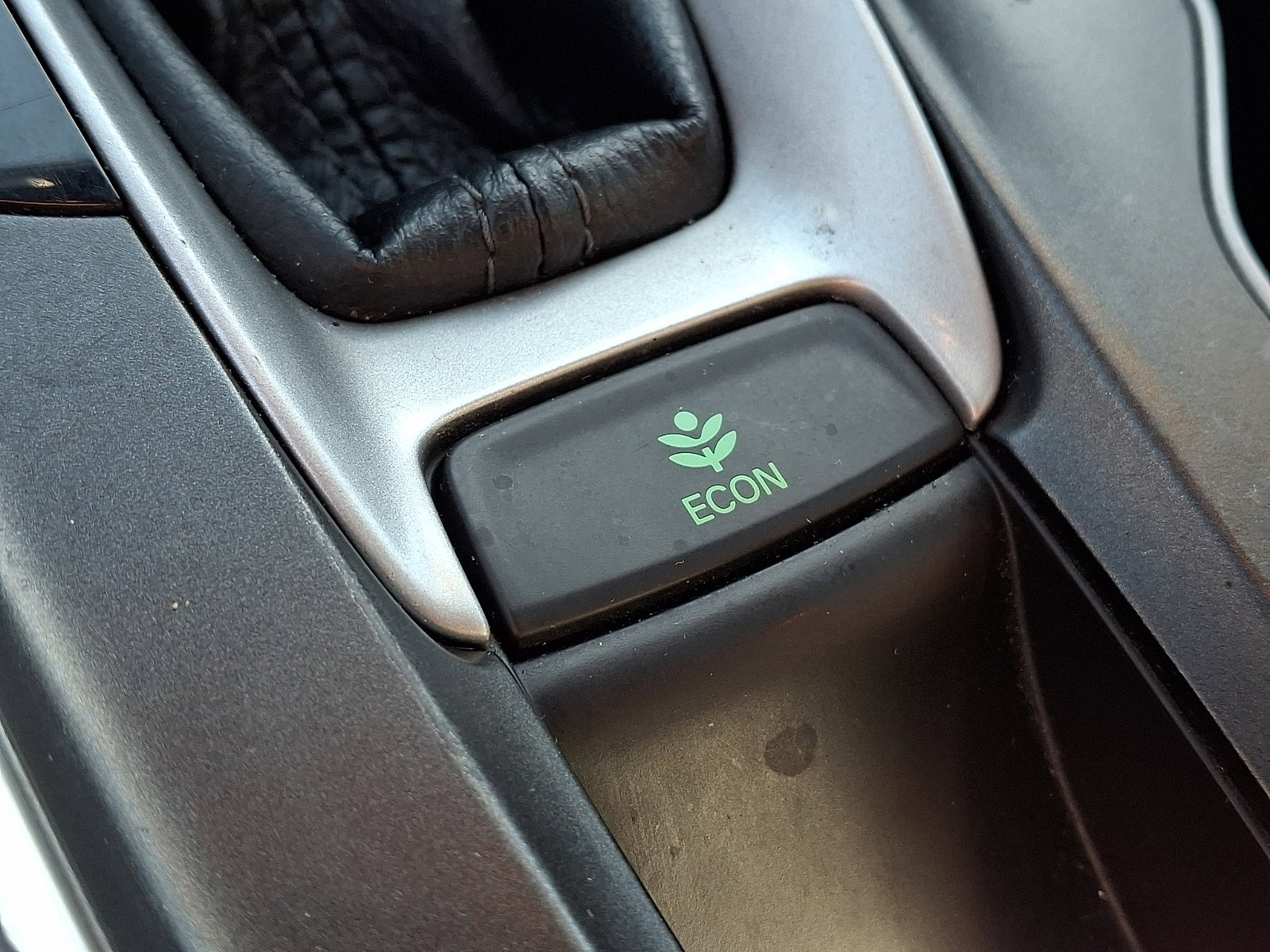 Used 2020 Honda Accord EX-L image 32