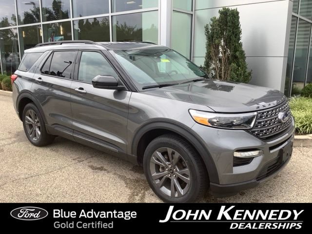 Certified 2023 Ford Explorer XLT w/ Equipment Group 202A AWD/4WD image 1