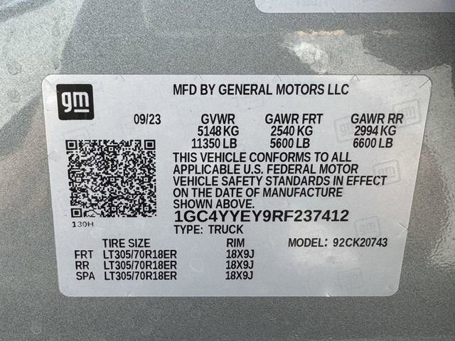 Used 2024 Chevrolet Silverado 2500 ZR2 w/ Technology Package image 34