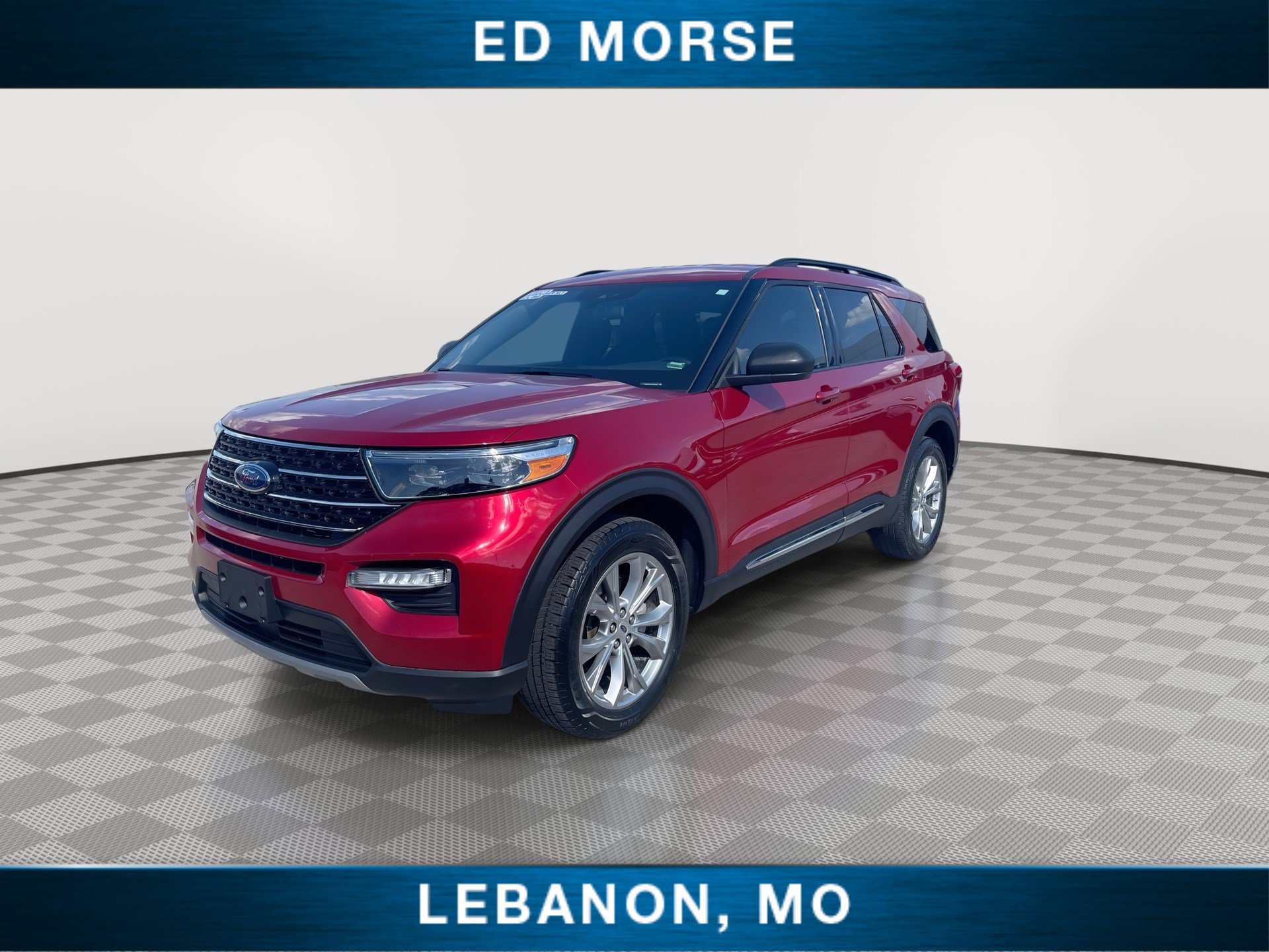 Certified 2020 Ford Explorer XLT w/ Equipment Group 202A AWD/4WD image 4