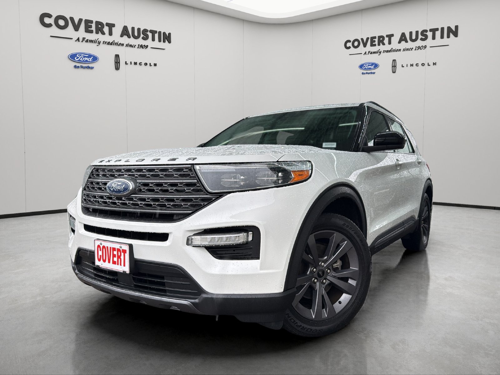 Certified 2022 Ford Explorer XLT w/ Equipment Group 202A