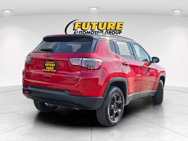 Used 2023 Jeep Compass Trailhawk image 3