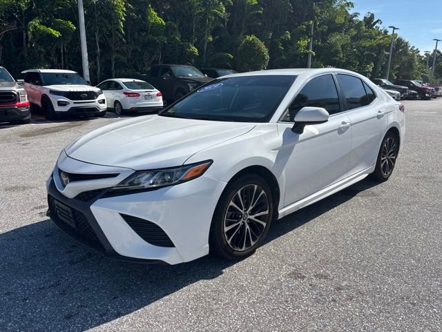 Used 2019 Toyota Camry SE FWD image 5