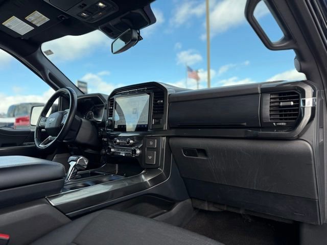 Certified 2021 Ford F150 XLT w/ Equipment Group 302A High image 32