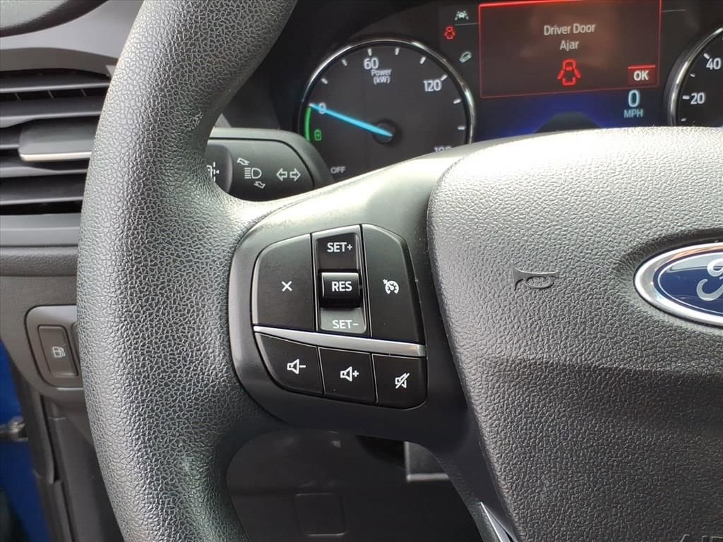 Certified 2022 Ford Escape SE image 17