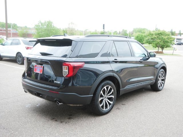 Certified 2022 Ford Explorer ST-Line w/ Class IV Trailer Tow Package AWD/4WD image 5