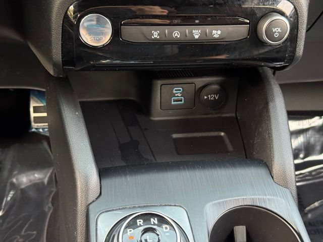 Certified 2023 Ford Escape ST-Line w/ Tech Pack #1 AWD/4WD image 13