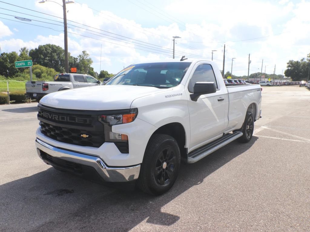 Used 2025 Chevrolet Silverado 1500 W/T RWD image 5