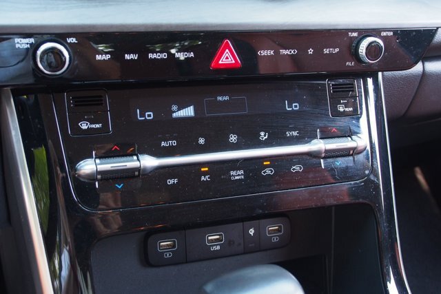 Used 2024 Kia Carnival SX FWD image 32