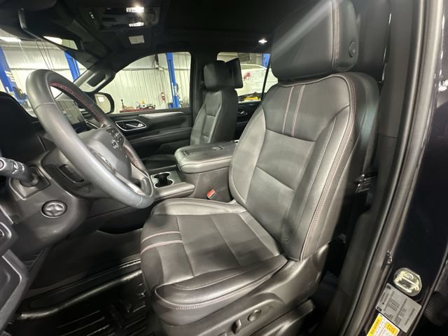 Used 2023 Chevrolet Tahoe RST w/ Luxury Package AWD/4WD image 17