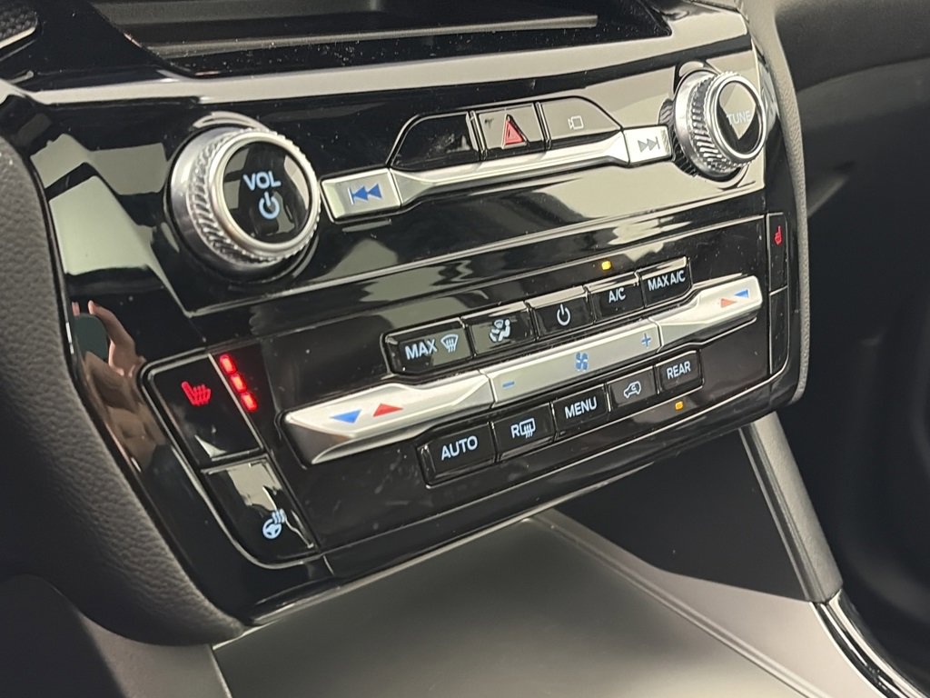 Certified 2022 Ford Explorer ST-Line w/ Class IV Trailer Tow Package image 21