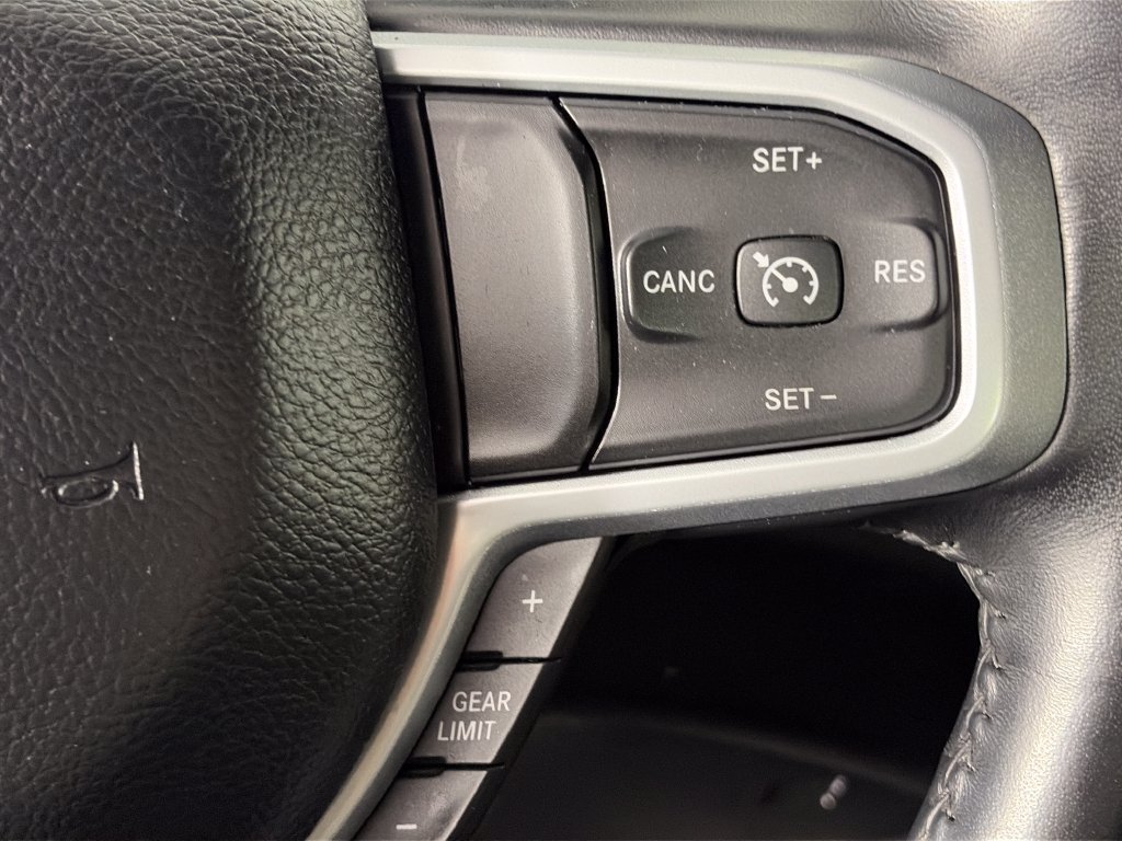 Used 2022 RAM 1500 Big Horn AWD/4WD image 18