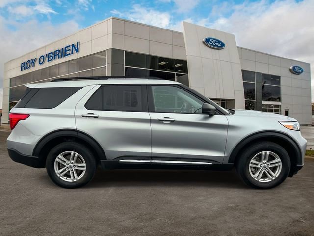 Certified 2024 Ford Explorer XLT w/ Equipment Group 202A image 6