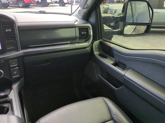 Certified 2025 Ford F250 Lariat w/ Lariat Ultimate Package AWD/4WD image 18