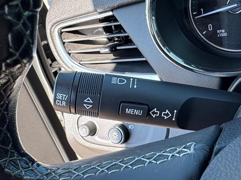 Used 2019 Buick Encore Preferred AWD/4WD image 21