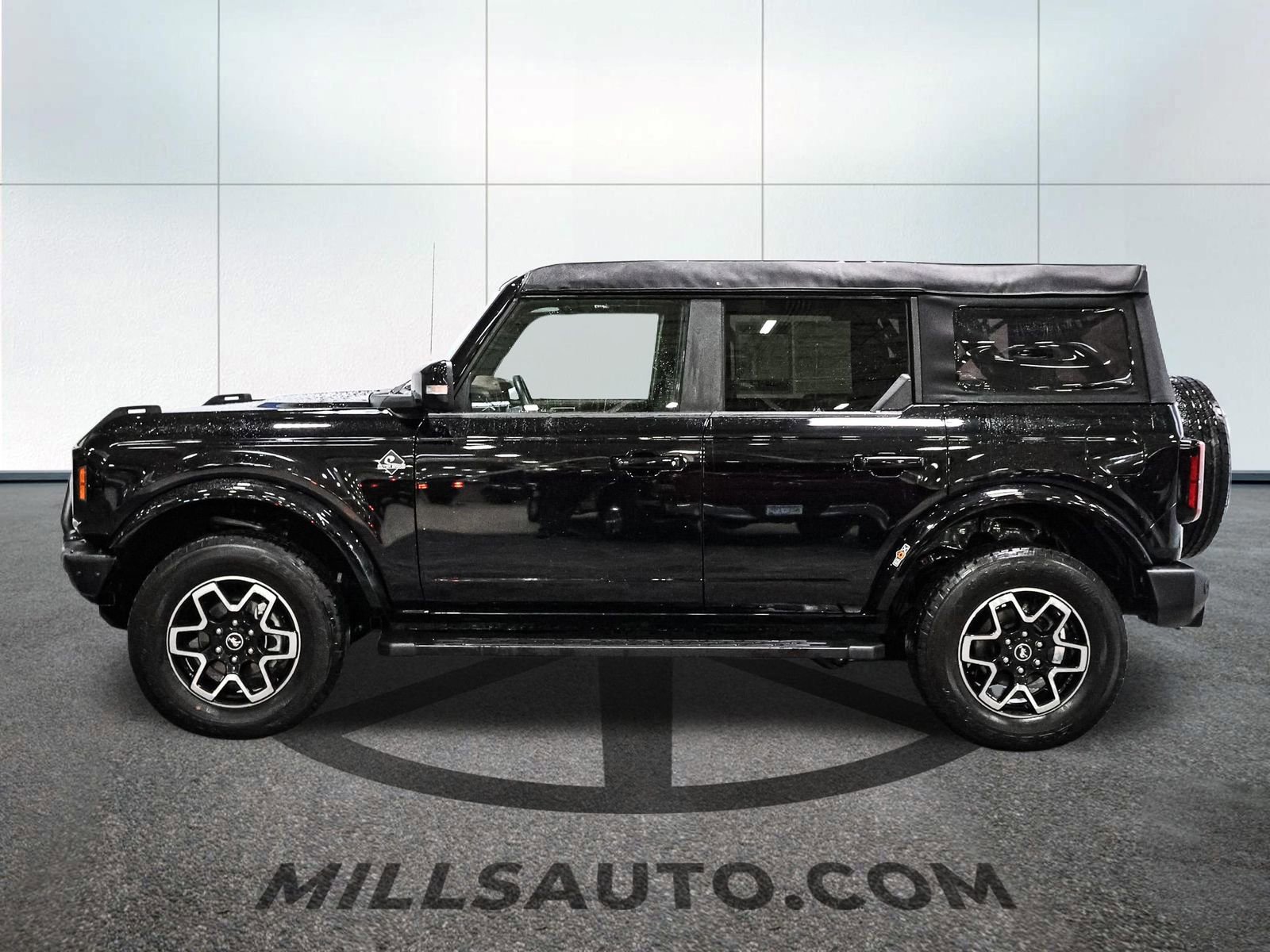 Certified 2024 Ford Bronco Outer Banks image 9