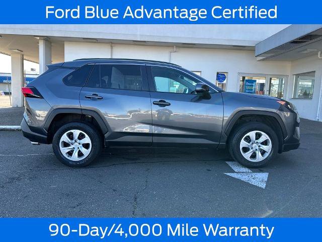 Used 2021 Toyota RAV4 LE image 9