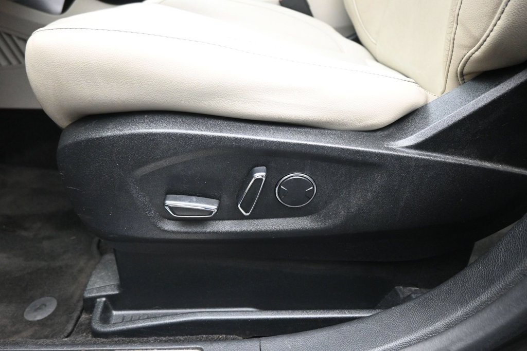 Certified 2018 Ford Edge Titanium w/ Ford Safe & Smart Package FWD image 11