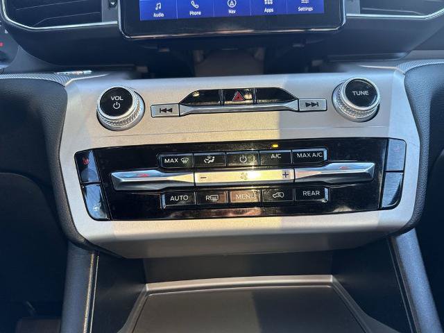 Certified 2023 Ford Explorer XLT w/ Equipment Group 202A AWD/4WD image 19