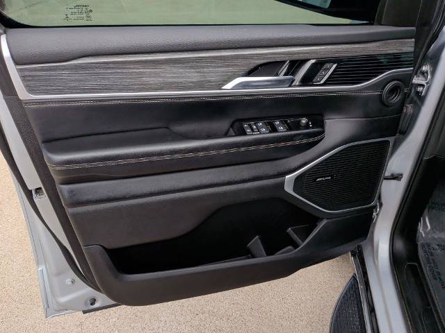 Used 2022 Jeep Wagoneer Series II RWD image 22