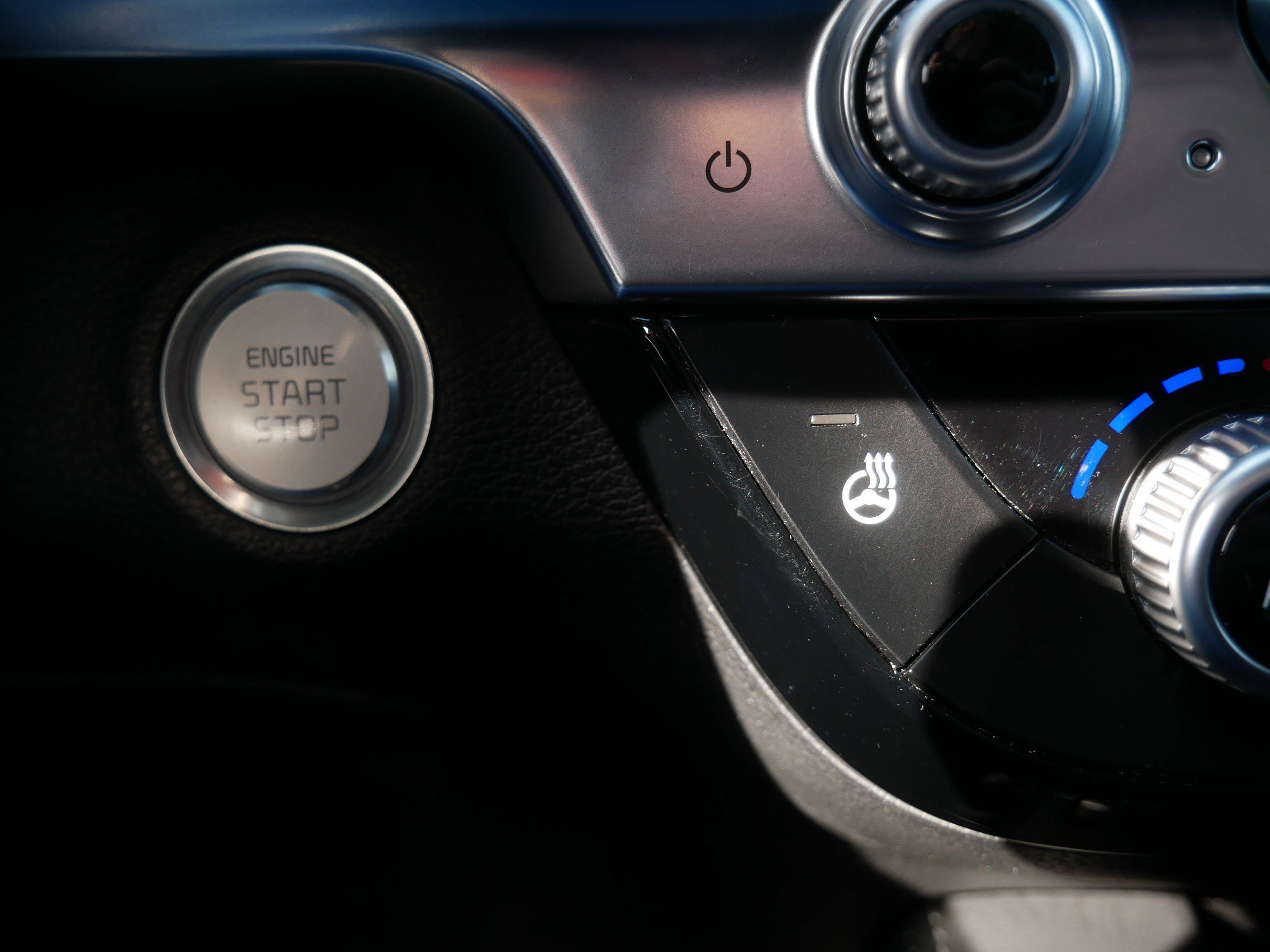 Used 2022 Kia Telluride SX w/ SX Prestige Package image 31