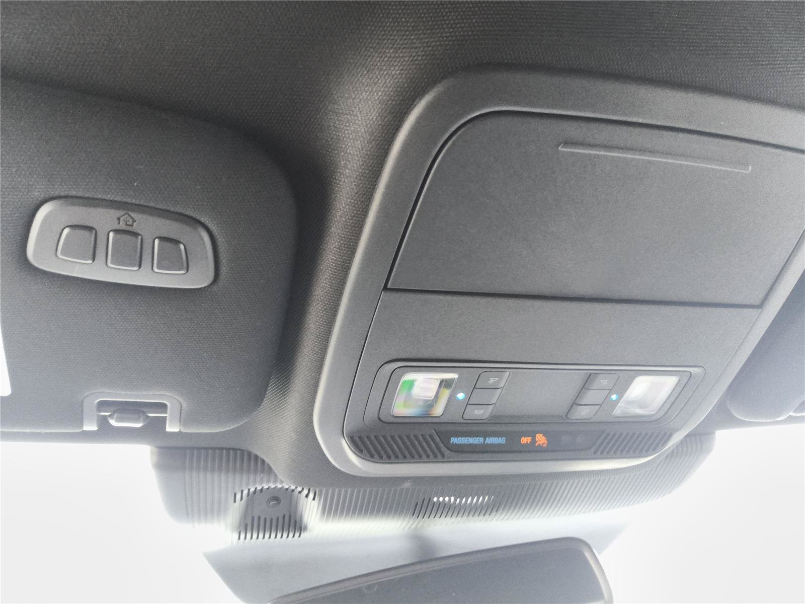 Certified 2025 Ford Explorer ST-Line w/ Premium Package RWD image 39