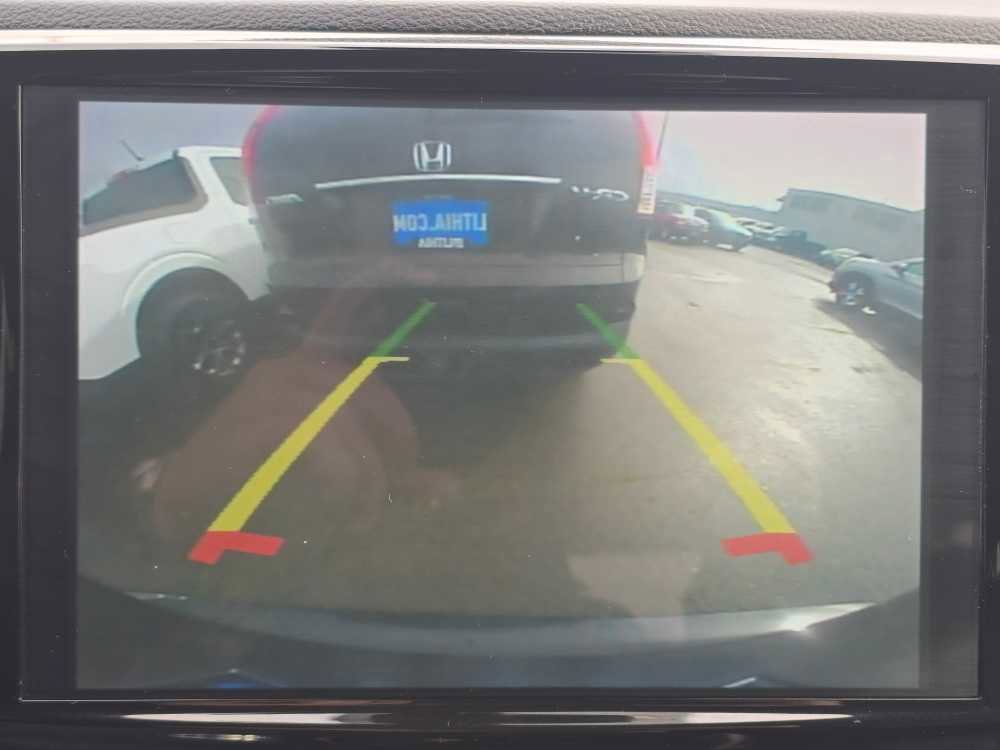 Used 2023 Chrysler Pacifica Touring-L image 20