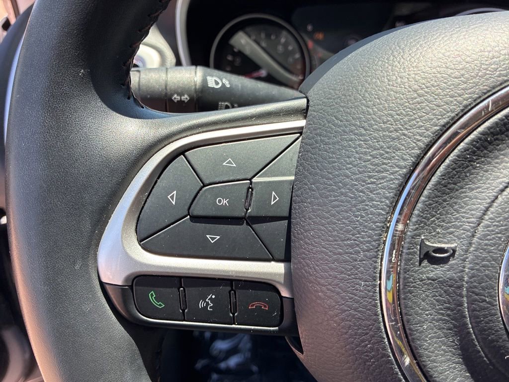 Used 2019 Jeep Compass Latitude w/ Popular Equipment Group FWD image 26