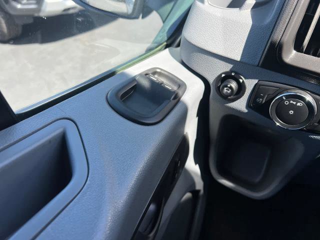 Certified 2018 Ford Transit 150 XL RWD image 17