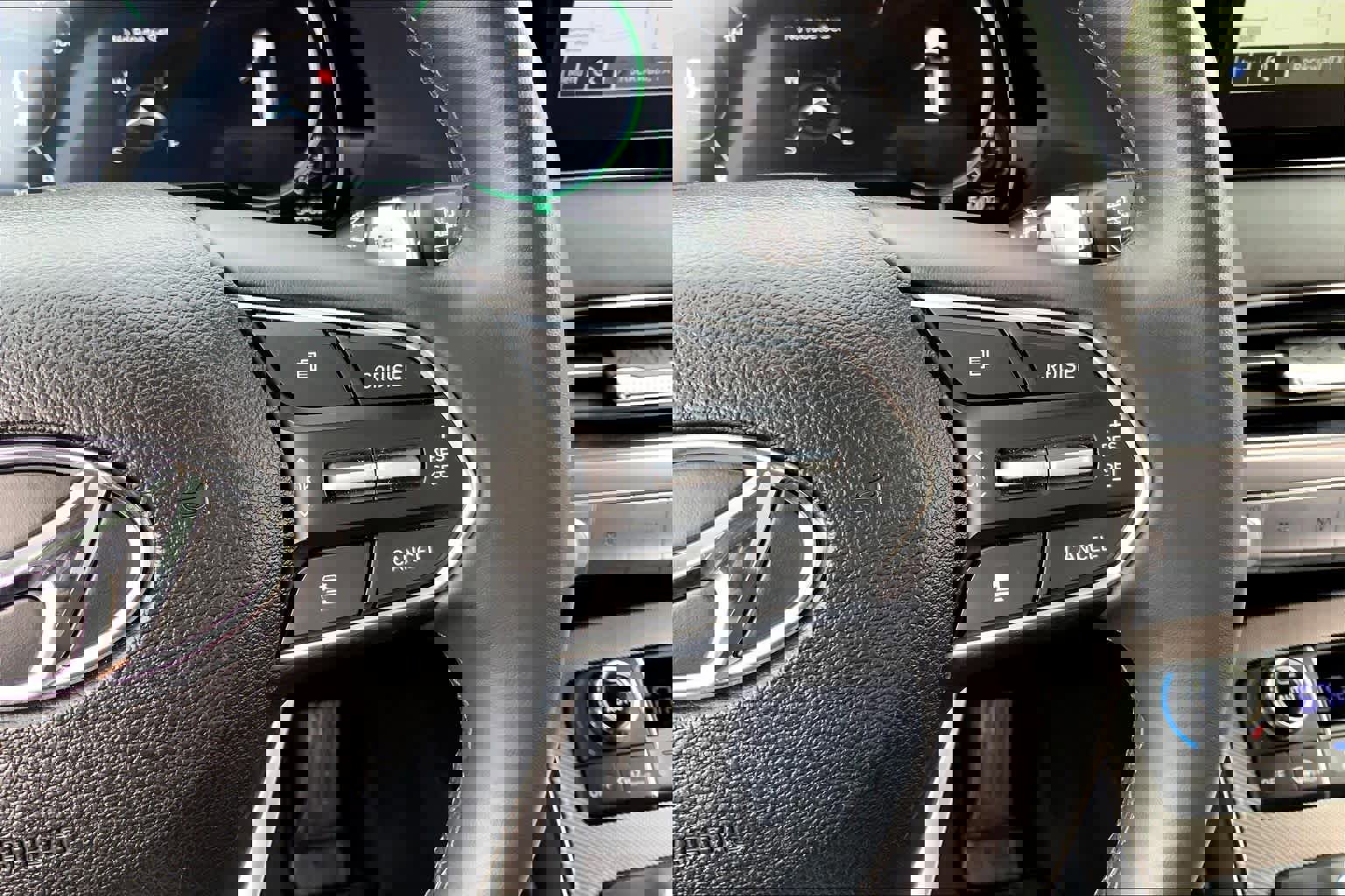 Used 2021 Hyundai Palisade Limited w/ Winter Package image 22