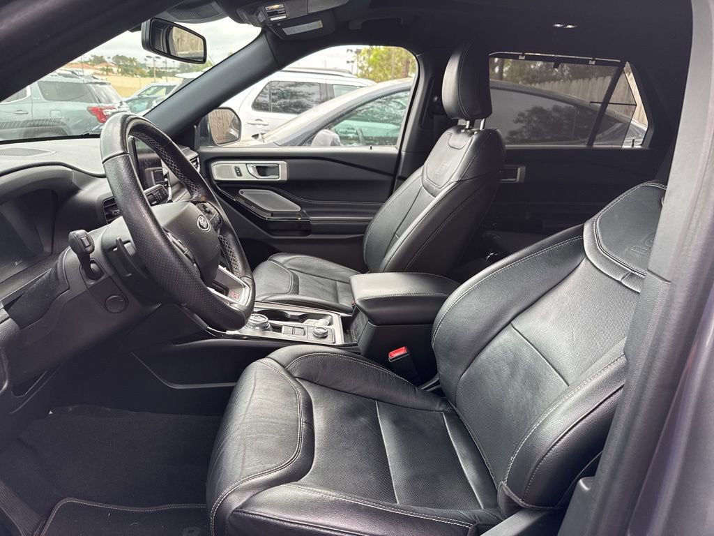 Certified 2022 Ford Explorer ST w/ Equipment Group 401A image 9