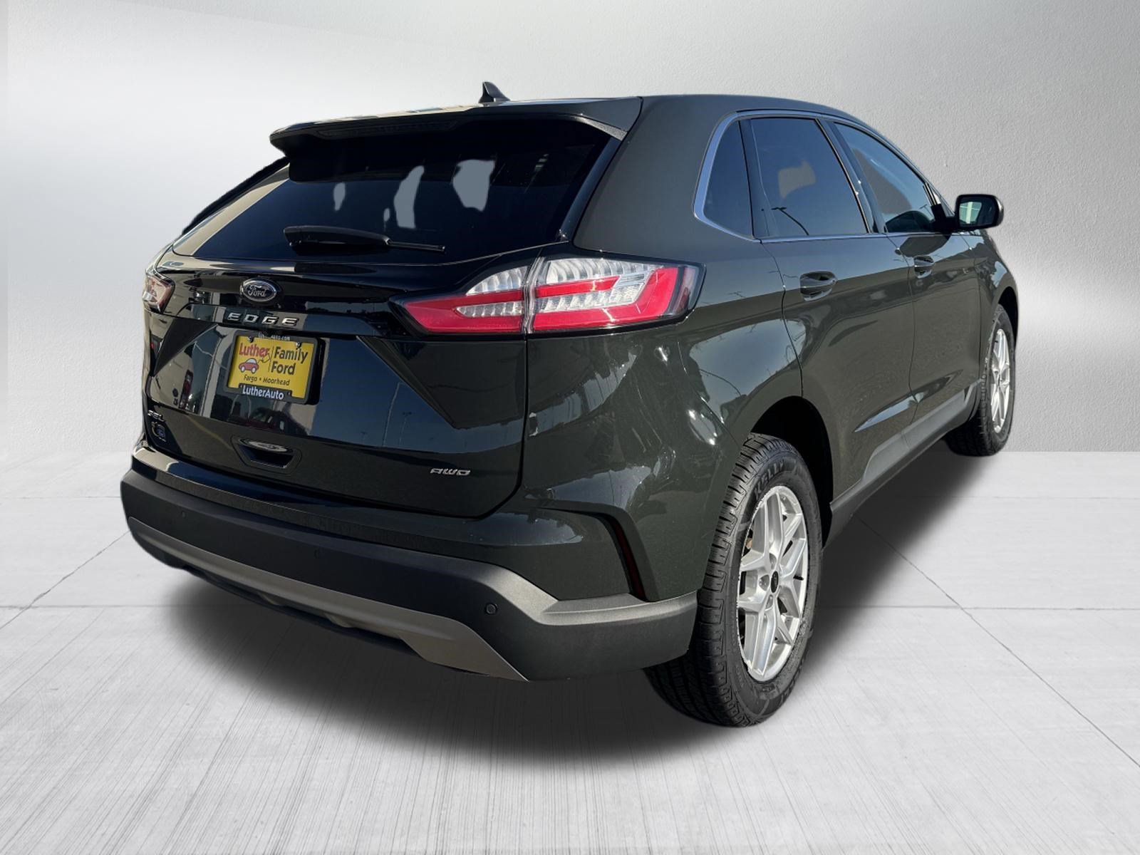 Certified 2023 Ford Edge SEL w/ Convenience Package AWD/4WD image 7