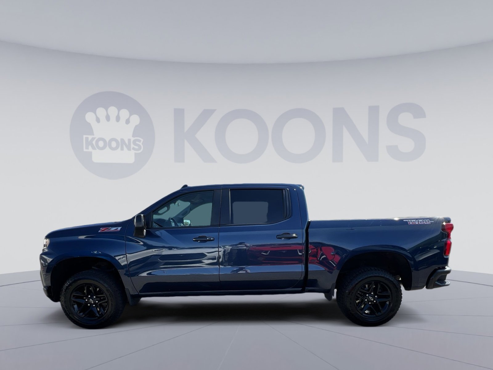 Used 2022 Chevrolet Silverado 1500 LT Trail Boss w/ Bed Protection Package AWD/4WD image 13